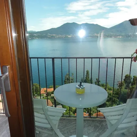 Casale Fe-Wo - Appartamenti Con Vista Lago Cannero Riviera