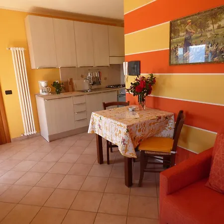 Apartment Casale Fe-Wo - Appartamenti Con Vista Lago Cannero Riviera