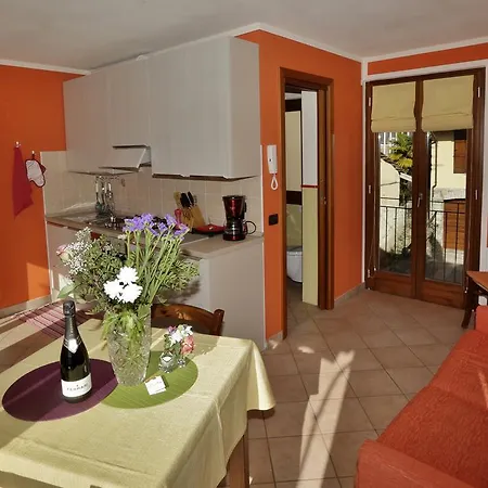 Casale Fe-Wo - Appartamenti Con Vista Lago *